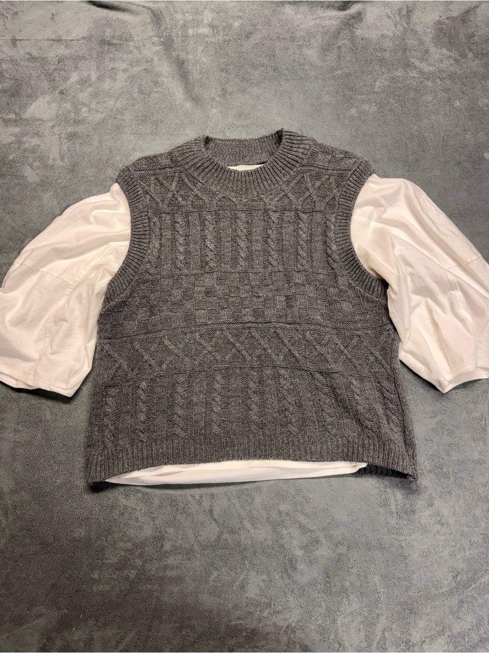 Zara Gray Cable Knit Sleeveless Sweater Vest
